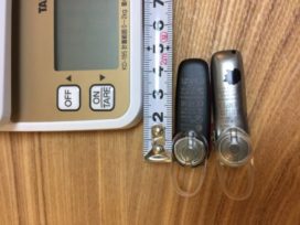 片耳イヤホンM70とM165の比較画像